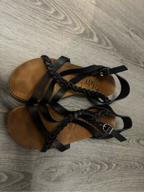 Women's Black Braided-Strap Sandals with Tan Footbed